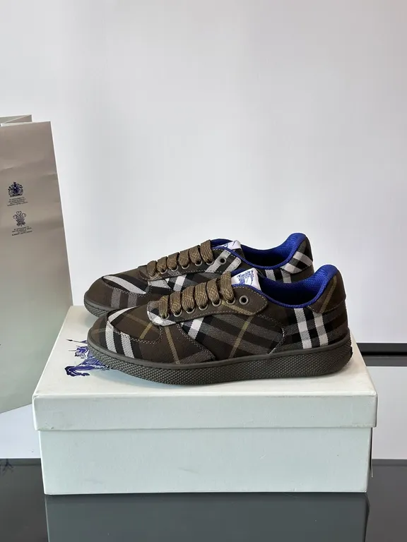 Burberry Shoe 